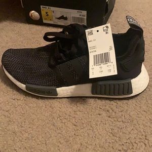 Adidas NMD_R1 Black size 5